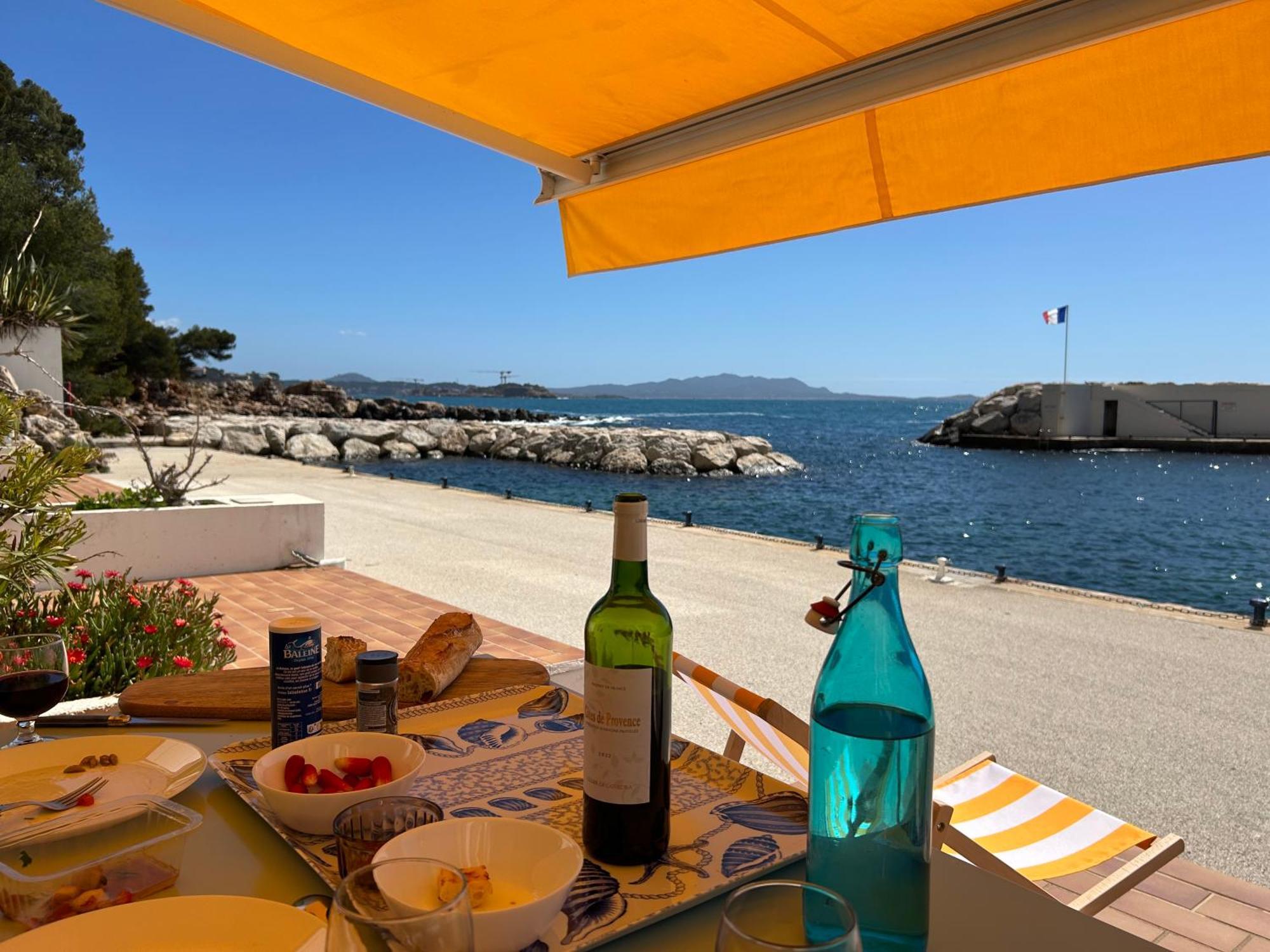 Horizon Bleu Bandol : Appartement Pieds Dans L'Eau Esterno foto
